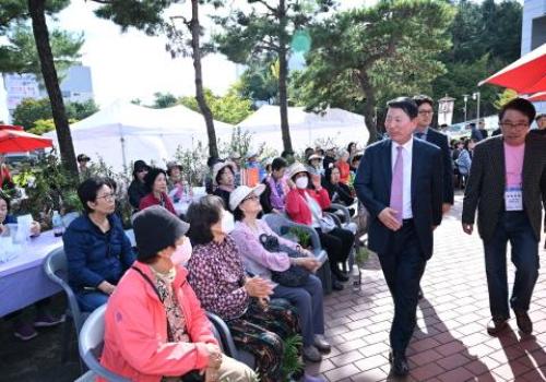 백경현 구리시장, 제6회 이문안호수공원 음악축제 참석 이미지